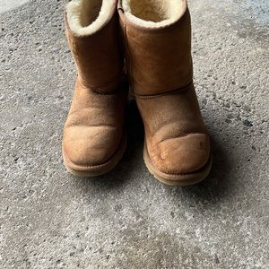 Womens size 10 Uggs